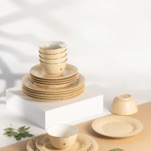 طقم مائدة 18 قطعة من نقش - عاجي وذهبي