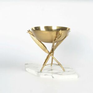 وعاء تقديم مكسرات ستاند بوق - نحاسي