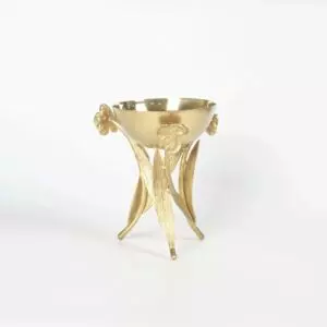 وعاء تقديم مكسرات زهرة السوسن - نحاسي