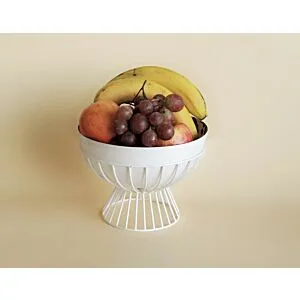 وعاء تقديم بقاعدة مع ستاند اريبيا - ابيض