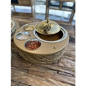 حافظة طعام و 3 زبديات نيست نمستك -ذهبي