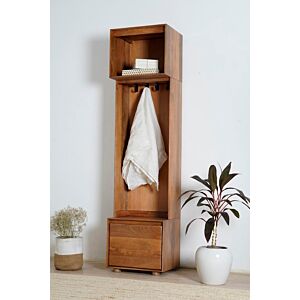 علاقة ملابس ميلف