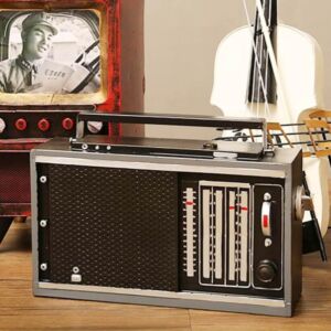 تحفة راديو حديد انتيكا