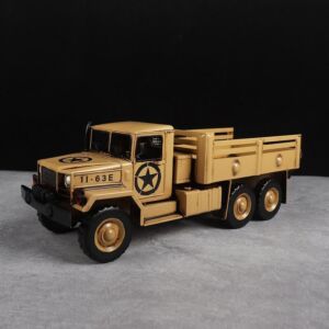 تحفة شاحنة جيش حديد