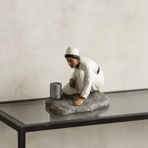 تحفة ديكور فالكو - ابيض