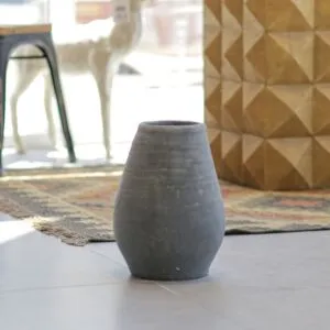 مزهرية حجرية فلورنس
