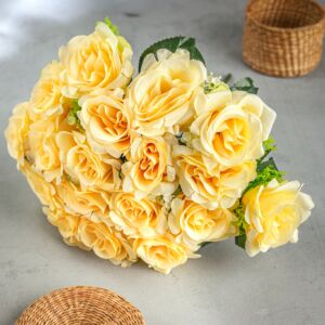 باقة ورد صناعي بامينا - اصفر - 12 قطعة