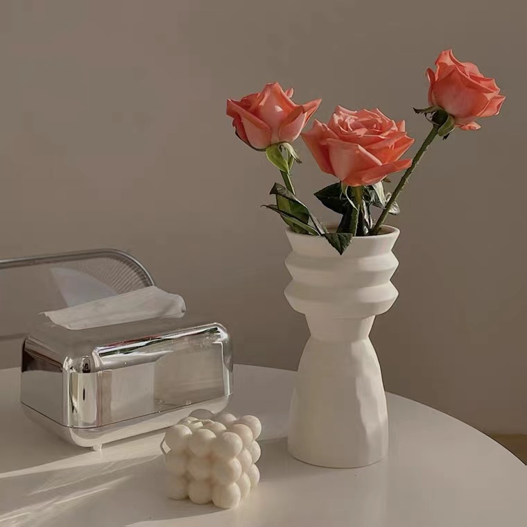 

فازة لرونا-ابيض