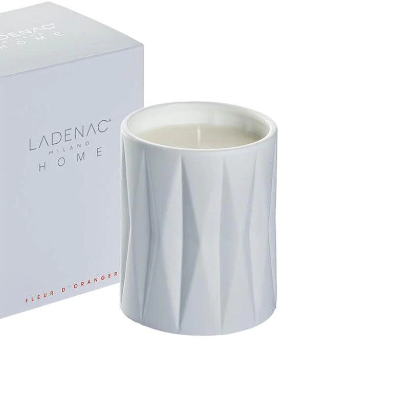 

شمعة معطرة اوريغامي بعطر فلور دي اورانج - 250 جرام