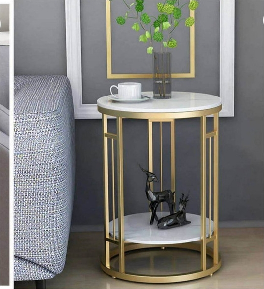 

طاولة جانبية سونيك - ابيض وذهبي